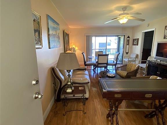 3rd image of 212 Meadow Ln #212