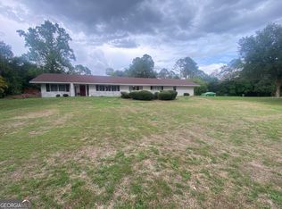 197 9th St, Cochran, GA 31014