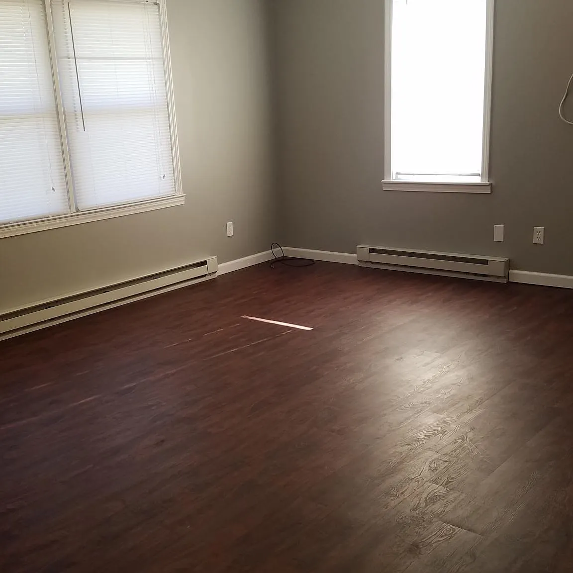 408 E Burton St — Photo 4