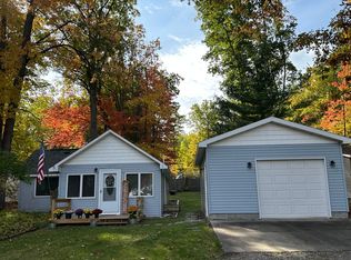 507 Terrace Dr, Houghton Lake, MI 48629