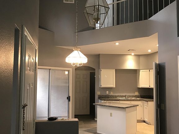 3rd image of 500 N Roosevelt Ave Unit 141