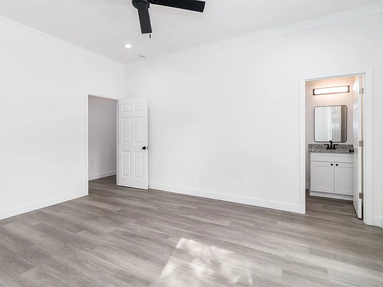 307 E Arch St — Photo 32