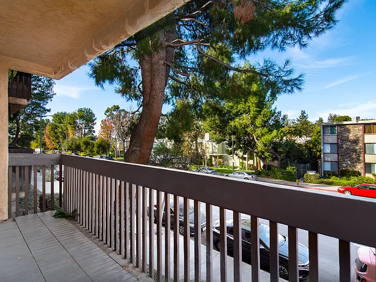 22100 Burbank Blvd #259G — Photo 7