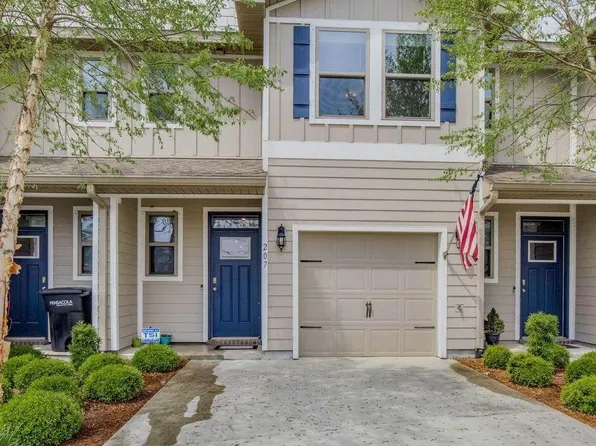 207 S E St, Pensacola, FL 32502