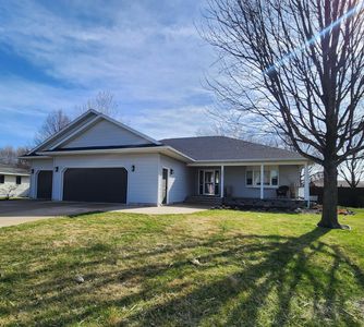 905 4th Ave SE, Pipestone, MN, 56164