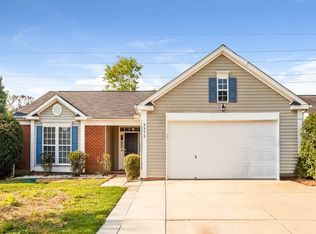 9912 Peppermint Ln, Charlotte, NC 28215