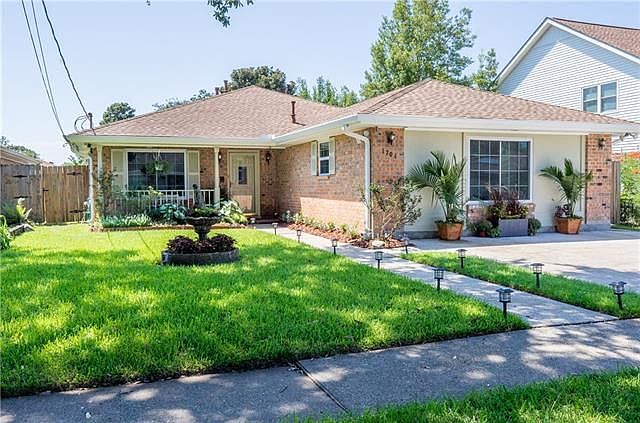 1st image of 1704 Pasadena Ave
