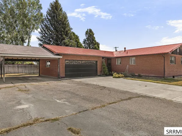 2050 Highland Dr, Blackfoot, ID 83221