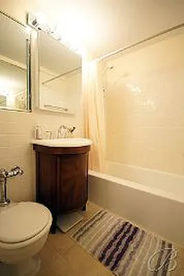 Rented by Bellmarc Realty | media 18