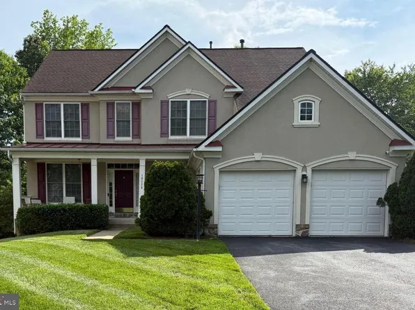 19228 Buna St, Triangle, VA 22172