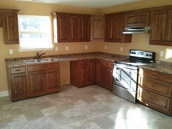 3rd image of 2081 Short Leaf Dr