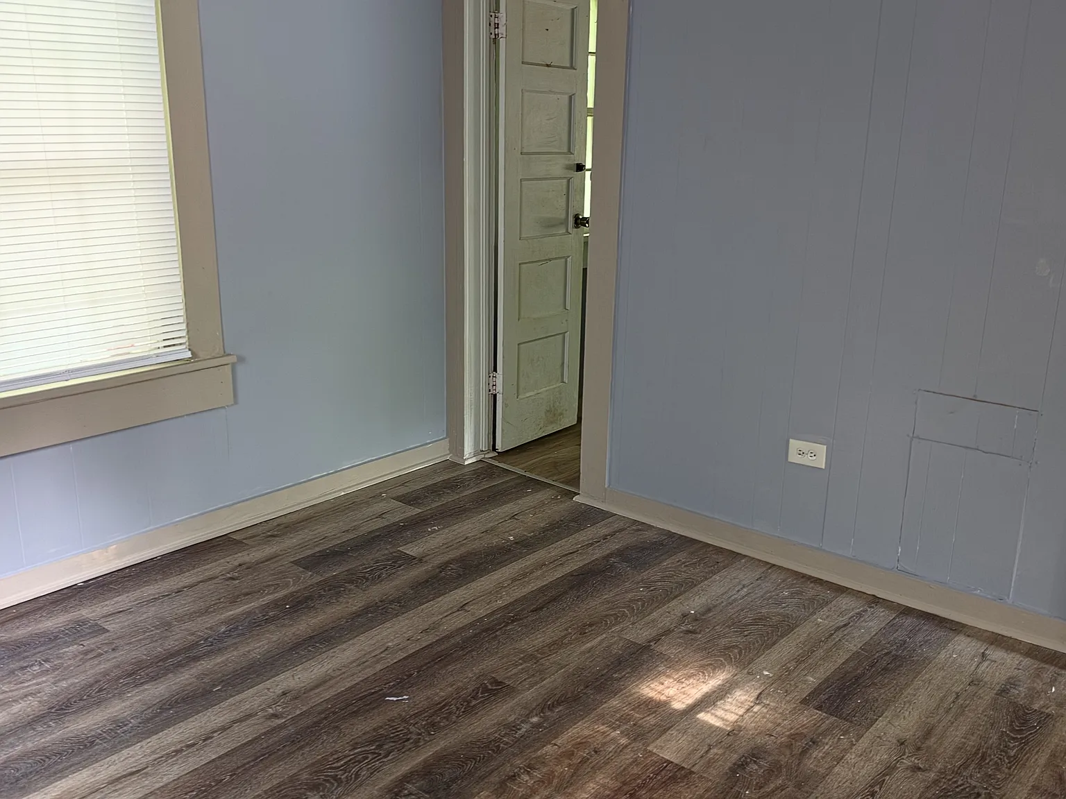 2 bed, 1000 sqft, $1,100 — Photo 4