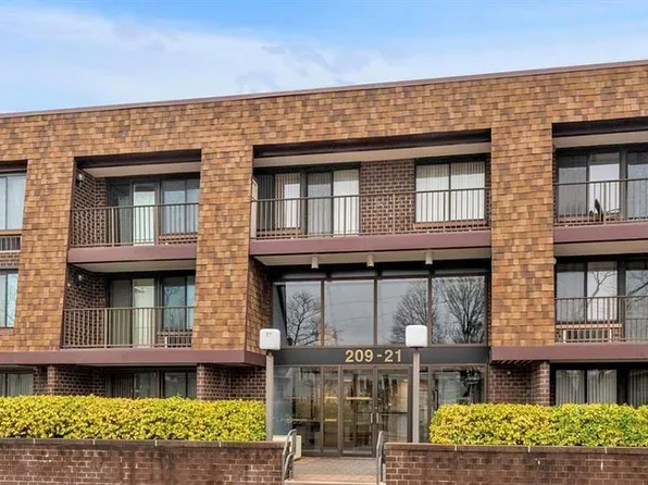 209-21 26th Ave #1G, Flushing, NY 11360