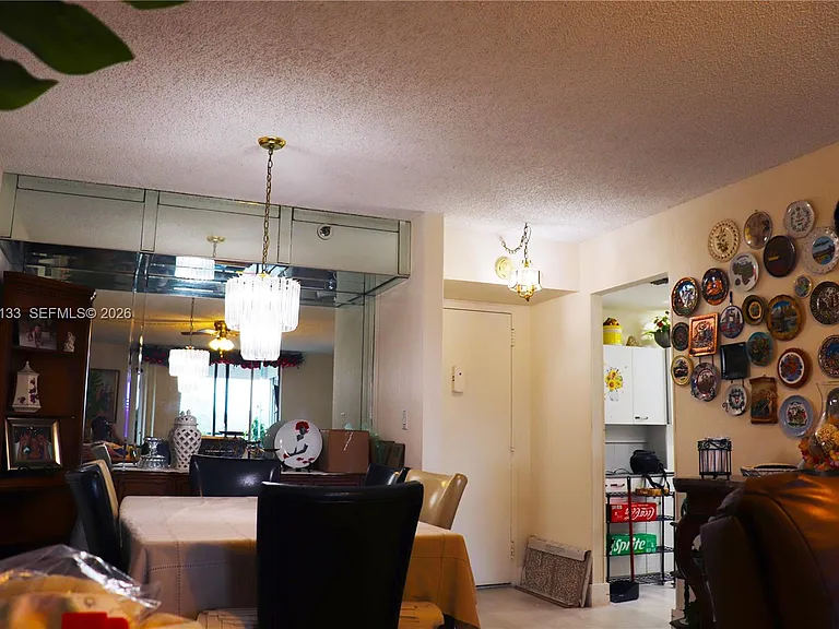 900 Saint Charles Pl #316 — Photo 7