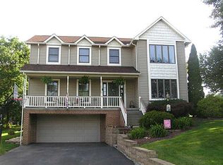 102 Rocky Mountain Ct, Latrobe, PA 15650