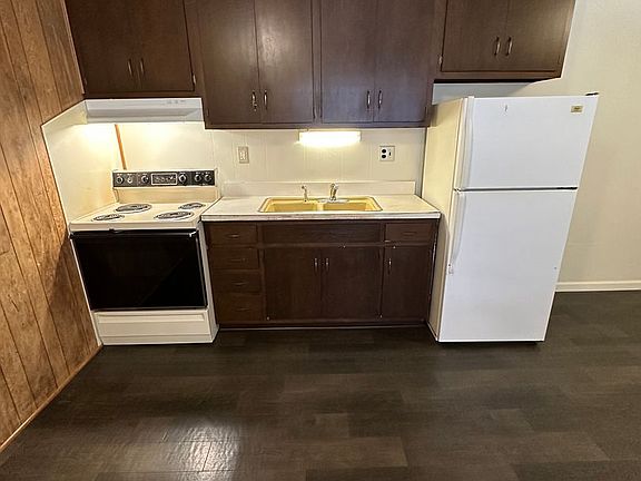 3rd image of 1103 S 9th St #B