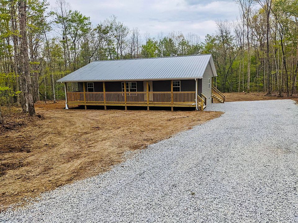 1st image of 132 Barrett Ln