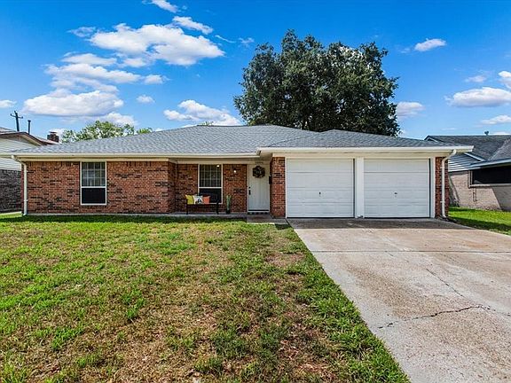 2nd image of 10006 Carlow Lane