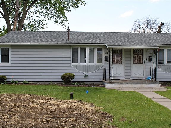 3rd image of 417 Hazelhurst Ave