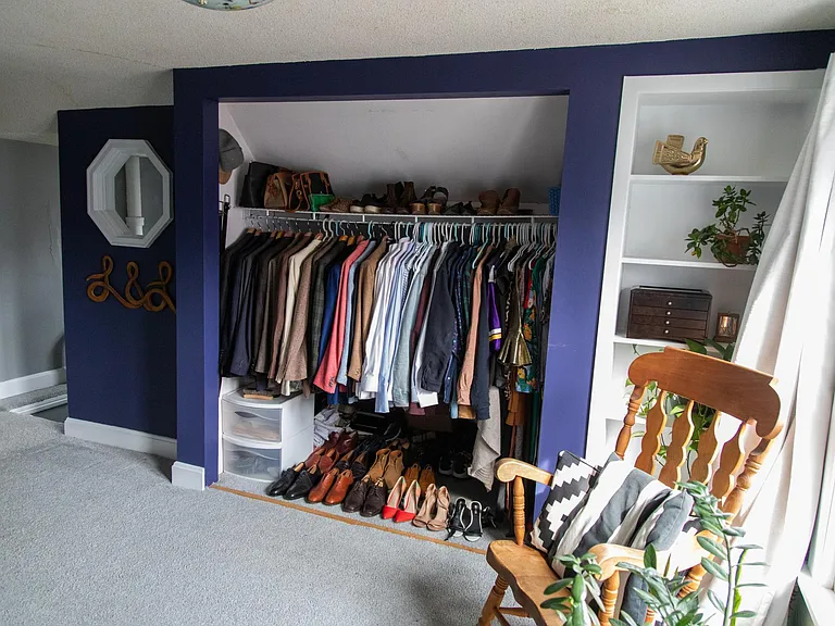 Huge closet in bedroom 4