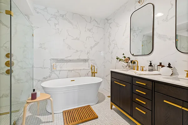 Sold by Compass | media 12