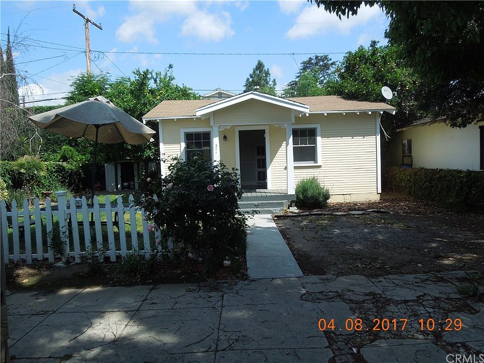 1st image of 371 E Badillo St