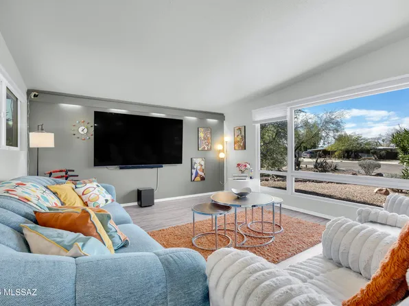 7374 E Calle Lugo, Tucson, AZ 85710