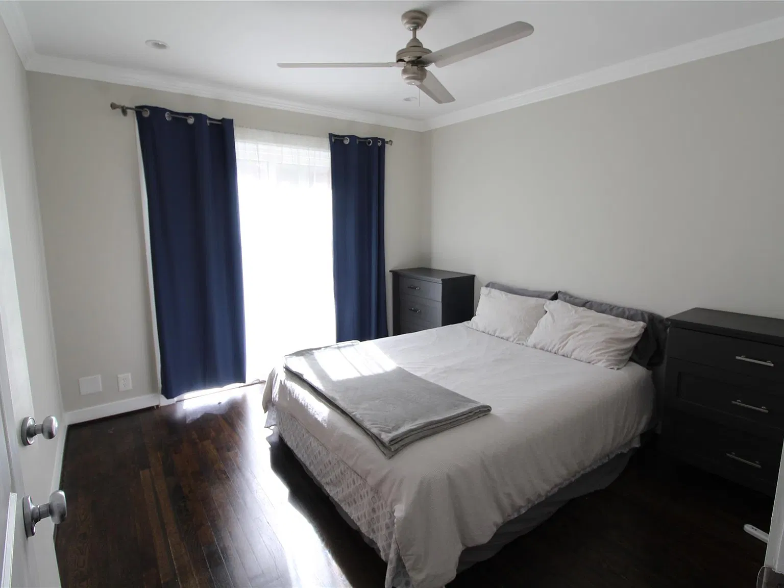 2 bed, 1.0 bath, 800 sqft, $1,495 — Photo 1