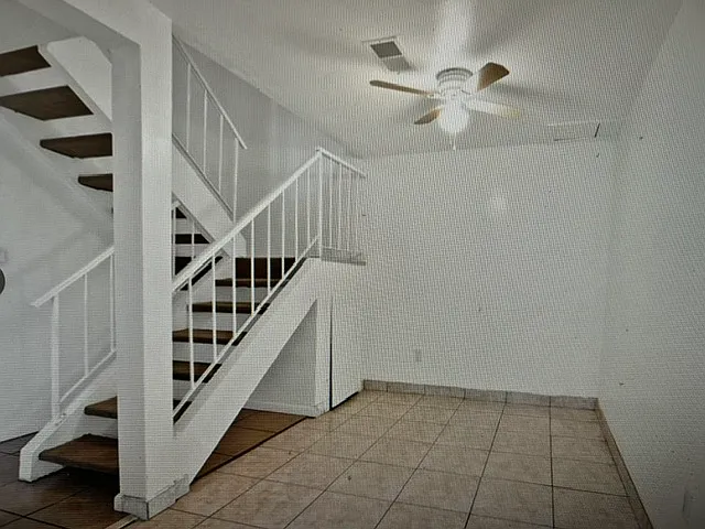 1239 W Rosecrans Ave #26 — Photo 15