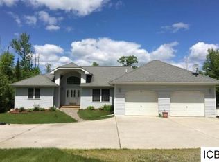 16604 Maple Knoll Dr #16604, Pengilly, MN 55775