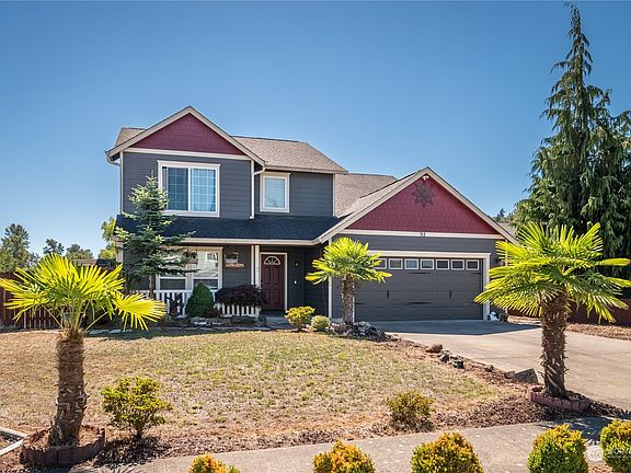 3rd image of 92 Ironwood Drive