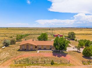 650 E Woodleaf Dr, Pueblo West, CO 81007