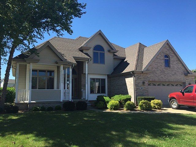 1st image of 581 Thornberry Ct