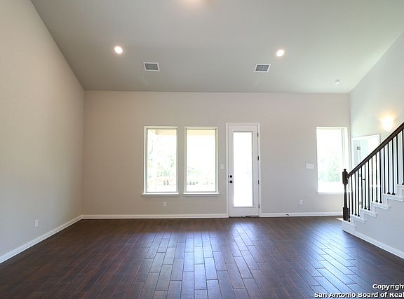 4th image of 16319 Lantana Pt