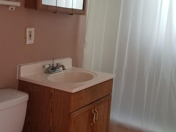 5th image of 4901 Garfield Ave