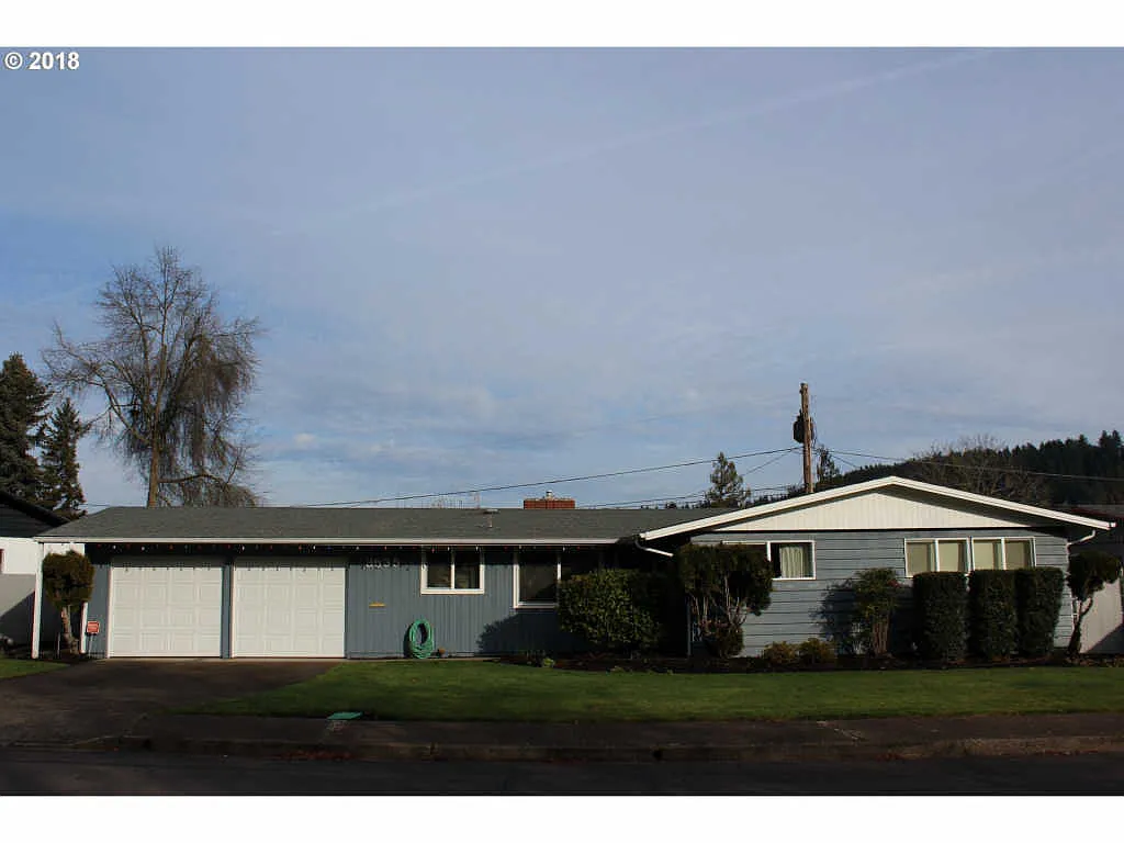 3535 Mill St photo 1