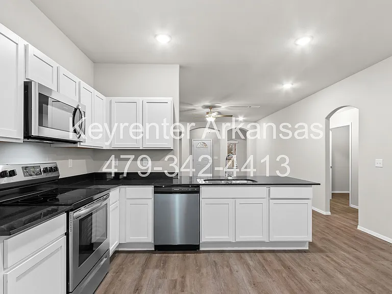 118 Stinson St — Photo 12