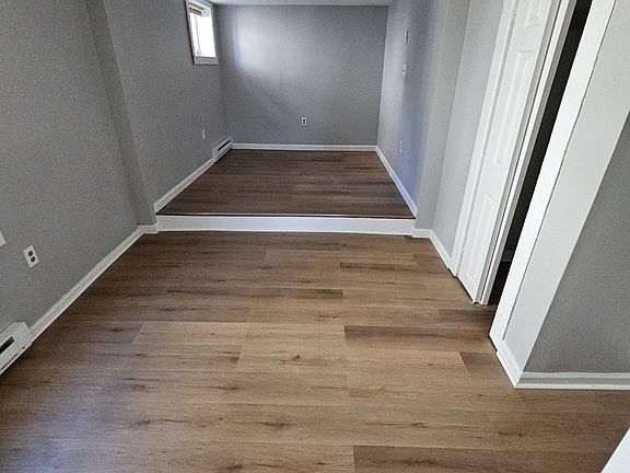 5th image of 78 Maple St APT 1