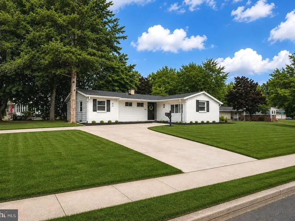 460 2nd St, Woodbury Heights, NJ 08097