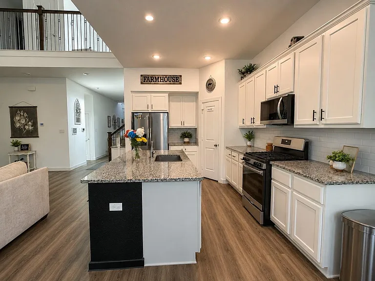 17111 Crimson Crest Dr — Photo 12