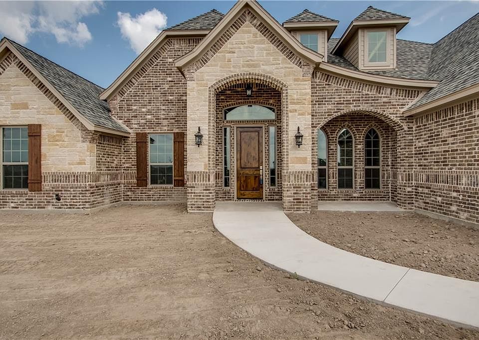 1st image of 101 Rockhouse Dr