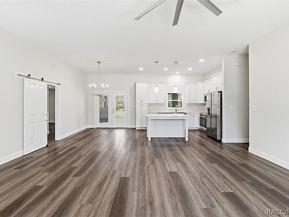 4th image of 8482 N Shannon Ave