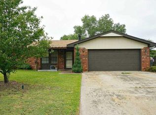 3137 Cardinal Dr, Ardmore, OK 73401