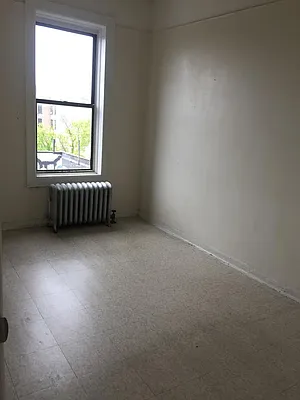 Rented by HFF Realty LLC | media 9