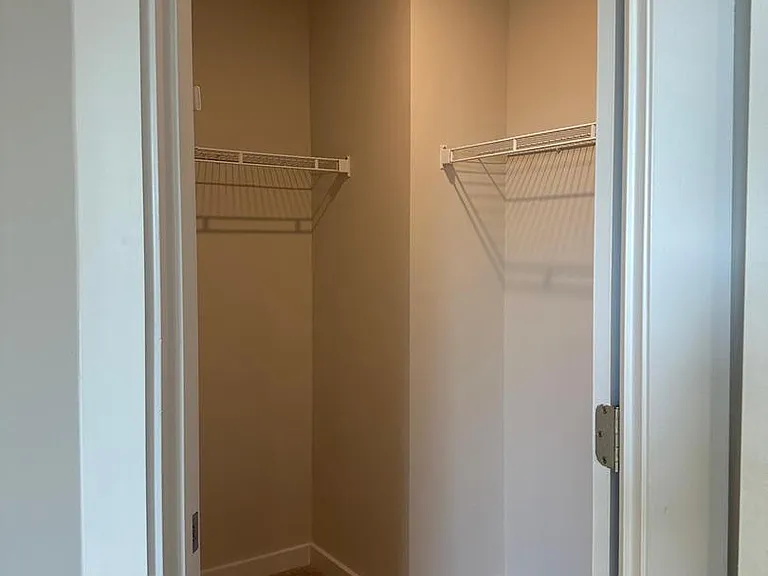 113 Marlow Ct — Photo 13