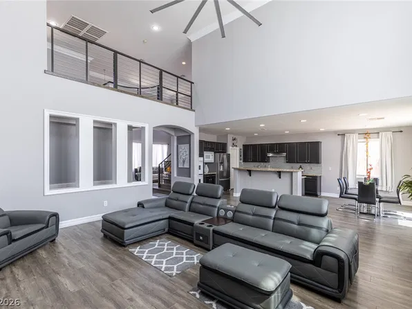 10017 Scenic Walk Ave, Las Vegas, NV 89149