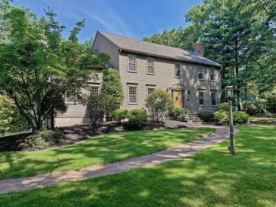 14 Daniels Rd, Mendon, MA, 01756