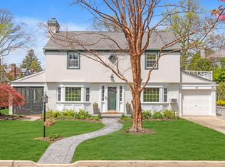 25 Old Ox Rd, Manhasset, NY 11030