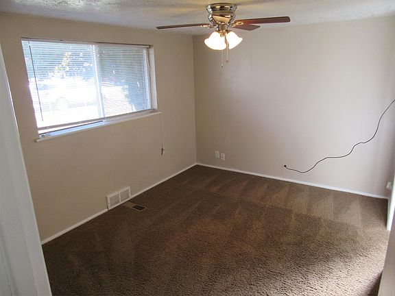 5th image of 3360 S Brock St