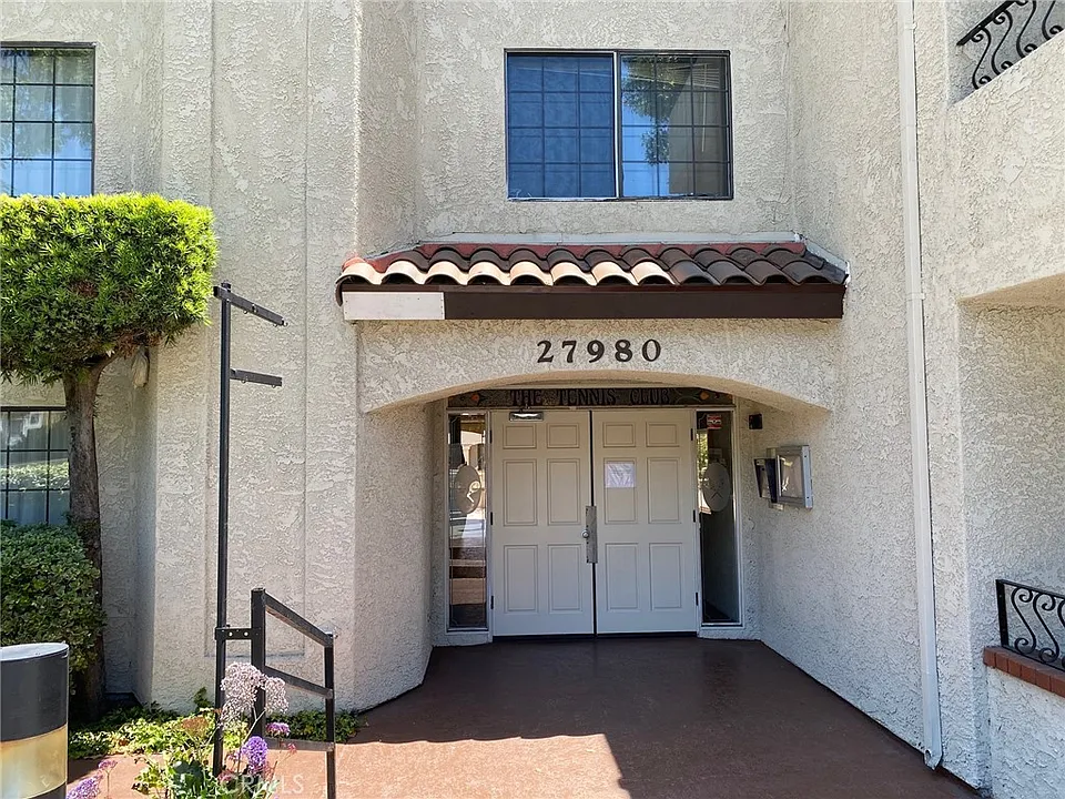 27980 S Western Ave #118